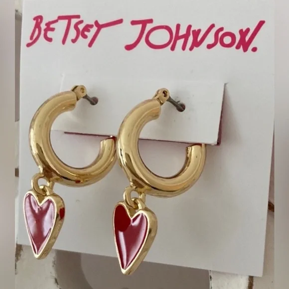 NWT ⚜️♥️⚜️ Betsey Johnson cute gold hoop earrings with dangling red heart - Picture 5 of 16
